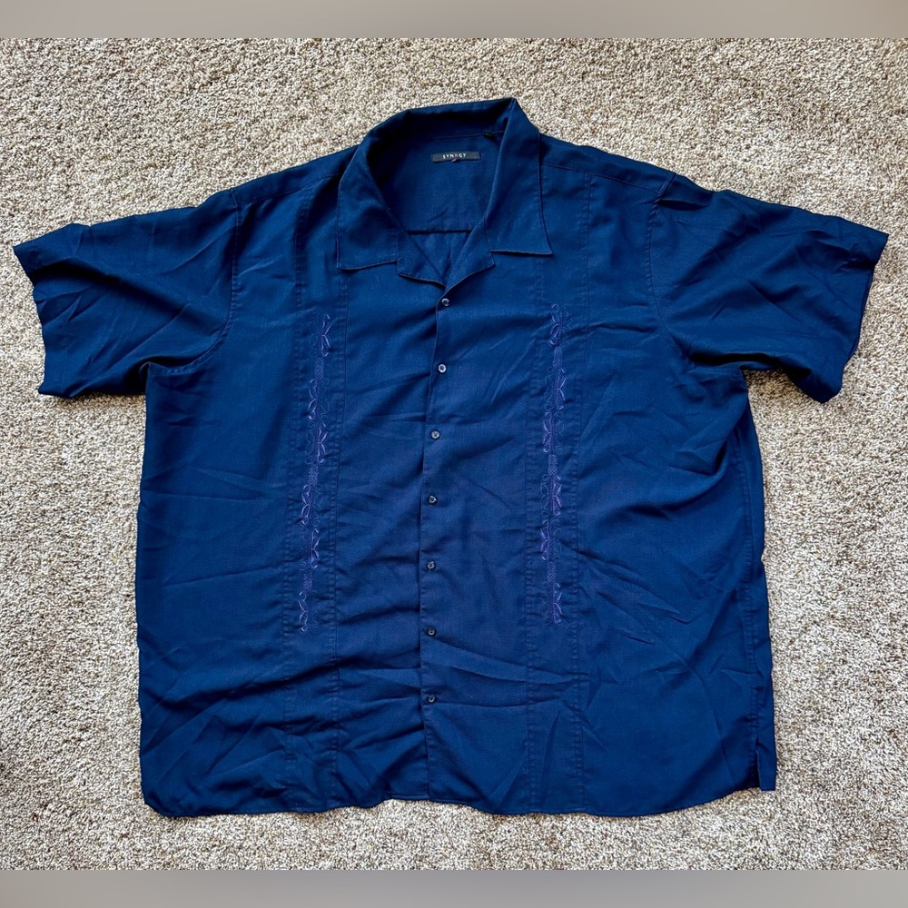 Synrgy Men's Blue Short Sleeve Button Down Shirt (4XLT)